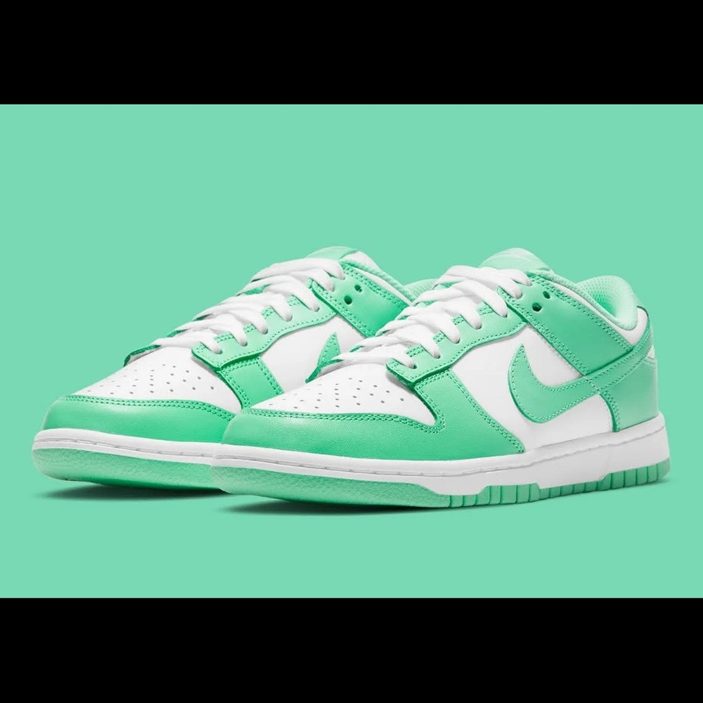 Nike Dunk Low White Green Glow Size 7.5 W